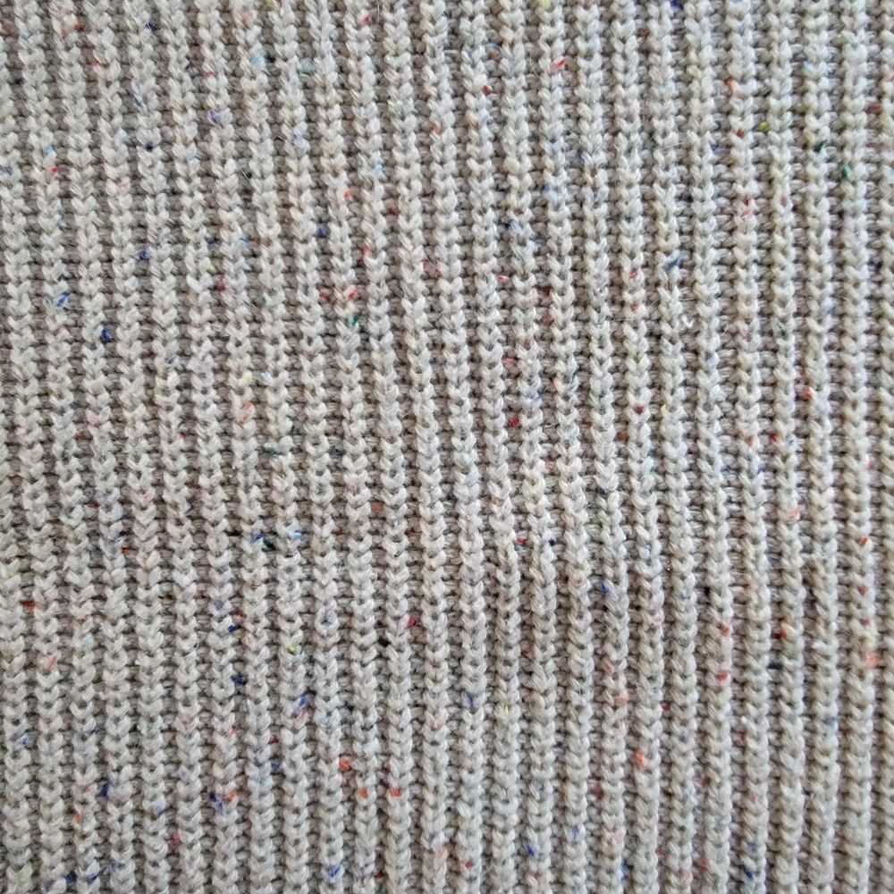 Sweater - Picture 4 of 5